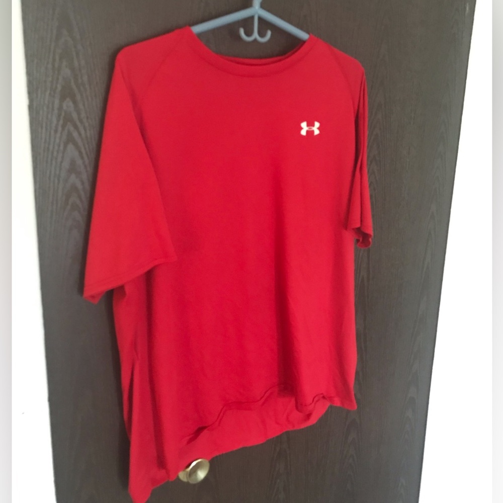 Under Armour gym shirt